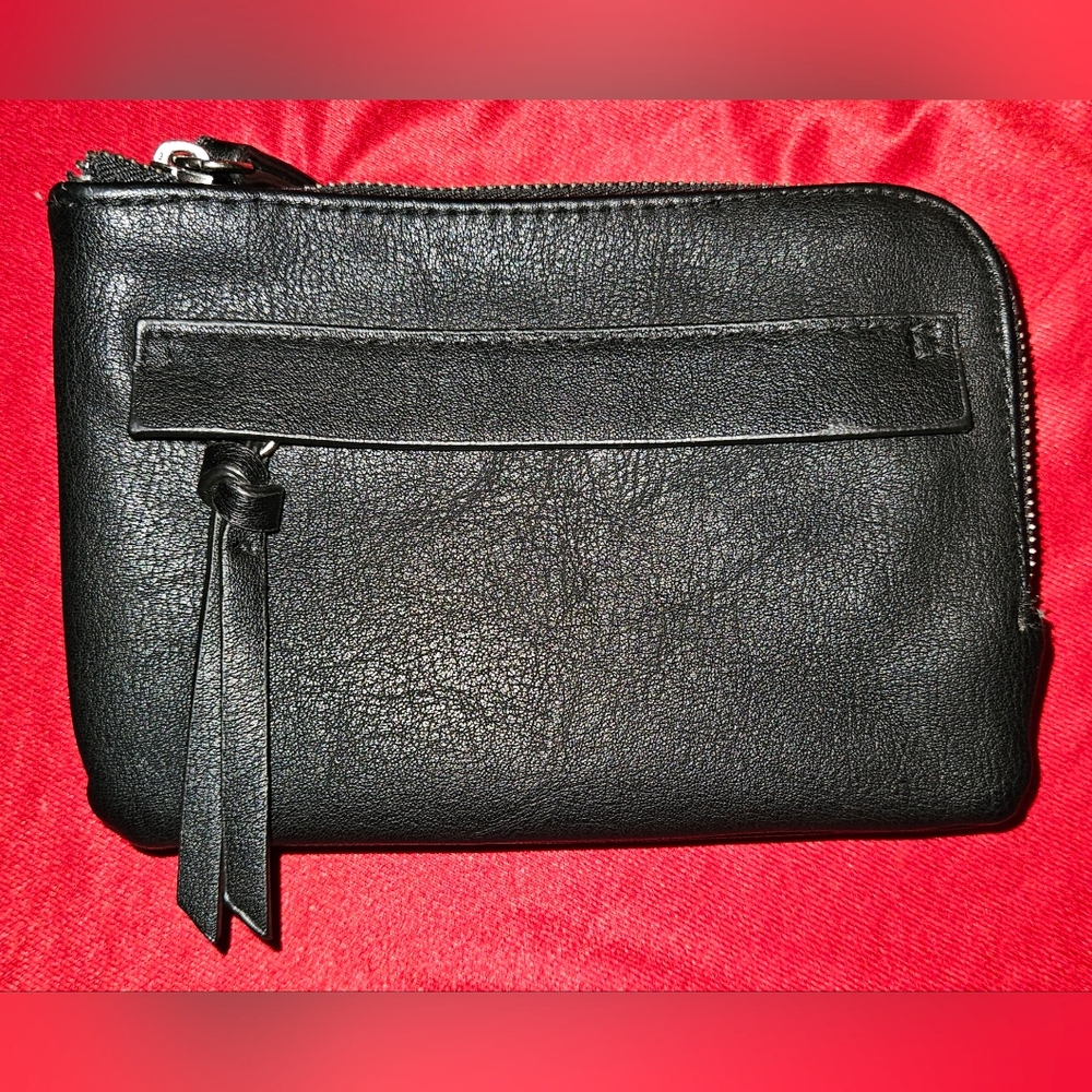 Black 3 Zippered Clutch Wallet
